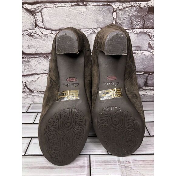 Clarks Active Brown Suede Leather Side Zip Heel Booties Boots Women Sz 6M US/37 - Picture 12 of 16